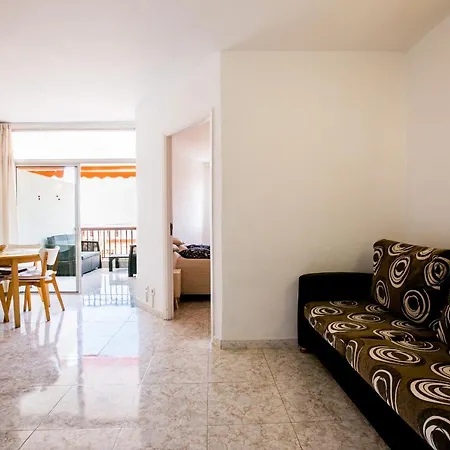 Cristianos Guayero *