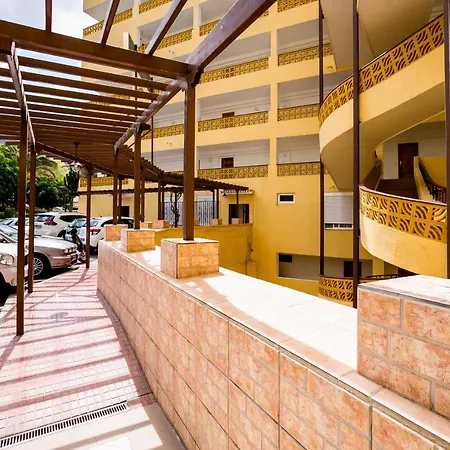 Cristianos Guayero شقة