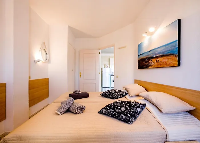 Apartment Cristianos Guayero